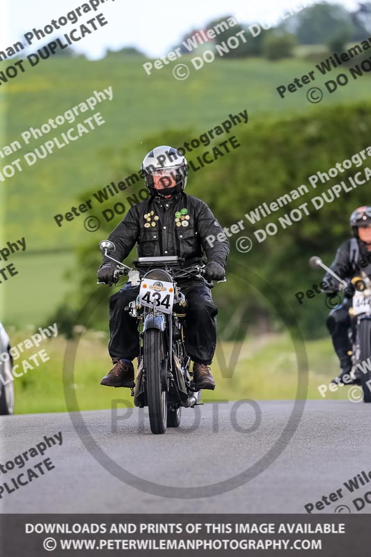 Vintage motorcycle club;eventdigitalimages;no limits trackdays;peter wileman photography;vintage motocycles;vmcc banbury run photographs